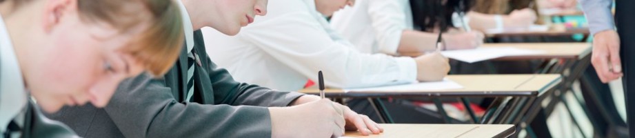 Arholiadau Ionawr 2023: Gwybodaeth Ymlaen Llaw ar gael nawr